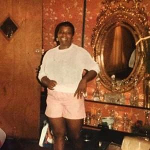 Meet your Posher, Claudia